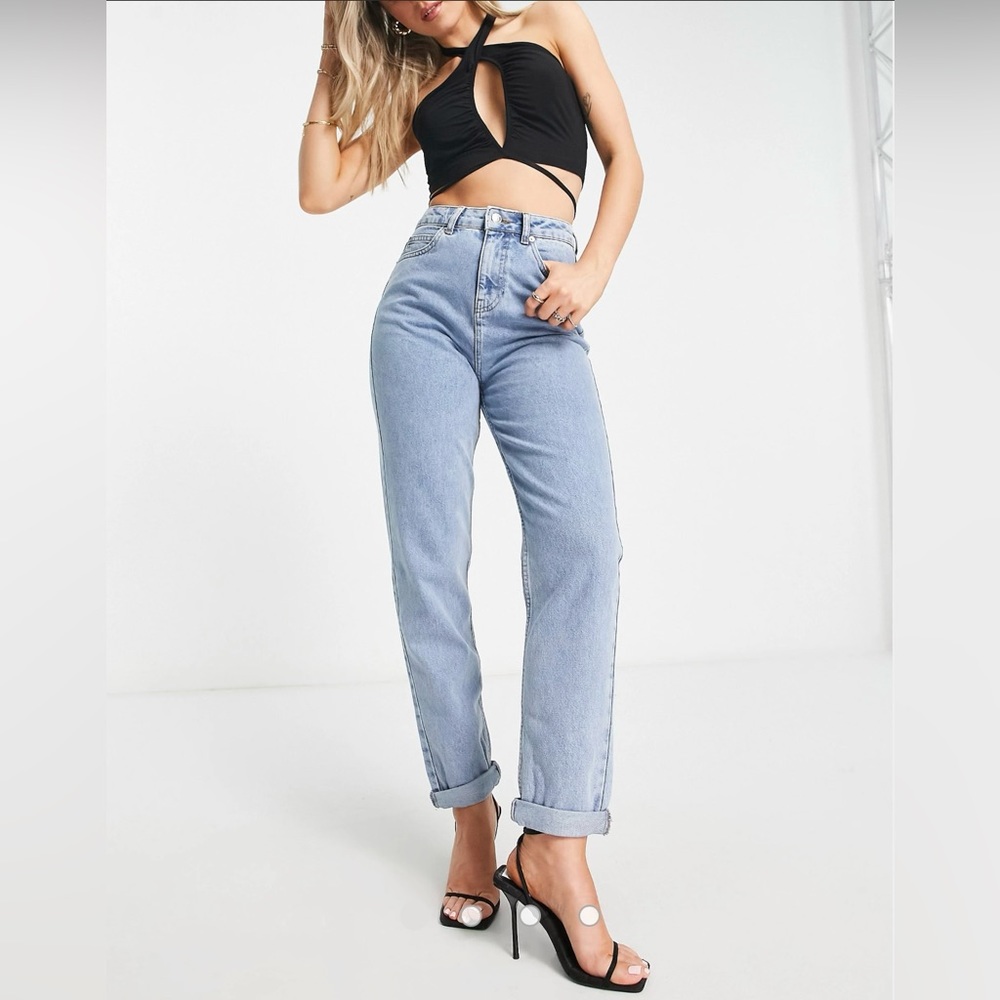 ASOS DESIGN relaxed mom jeans in light wash